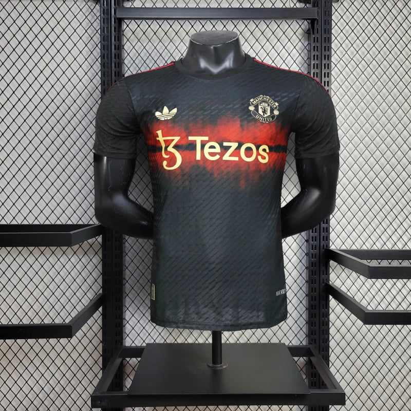 Manchester United 25/26 Training Jersey - Black - Player Version - Slim Fit
