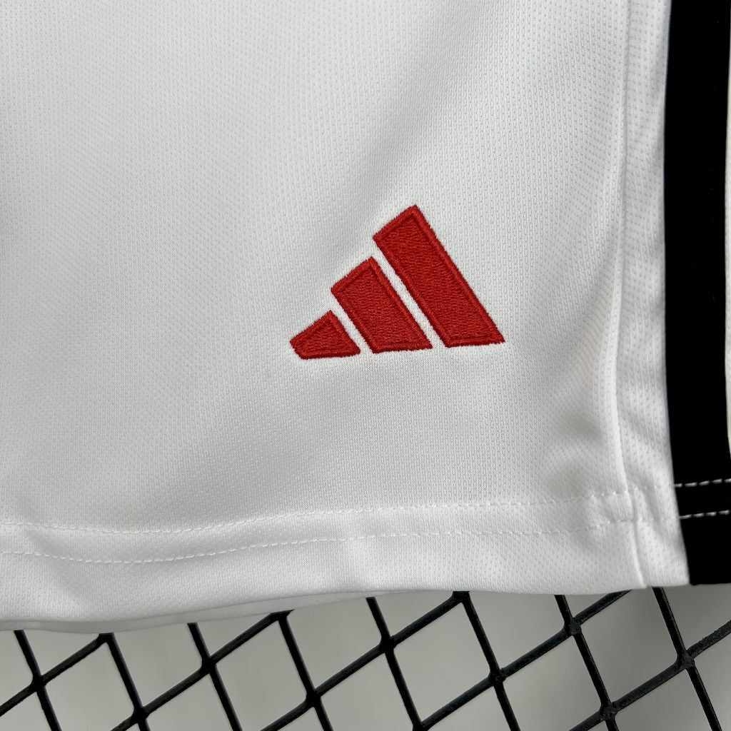 Manchester United 2025/26 Home Kids Kit