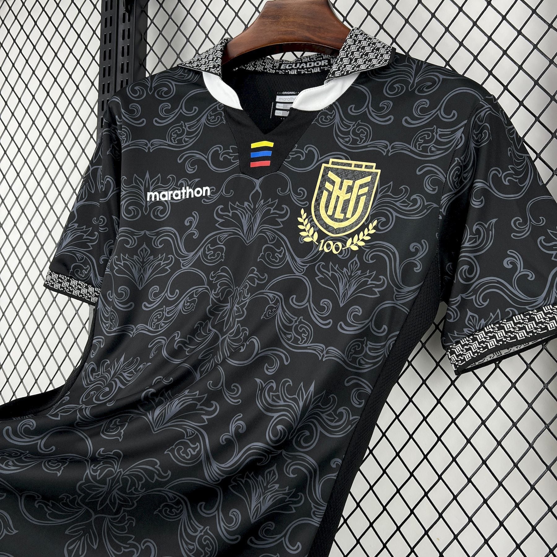 Ecuador 2026 World Cup Goalkeeper Jersey - Fan Version